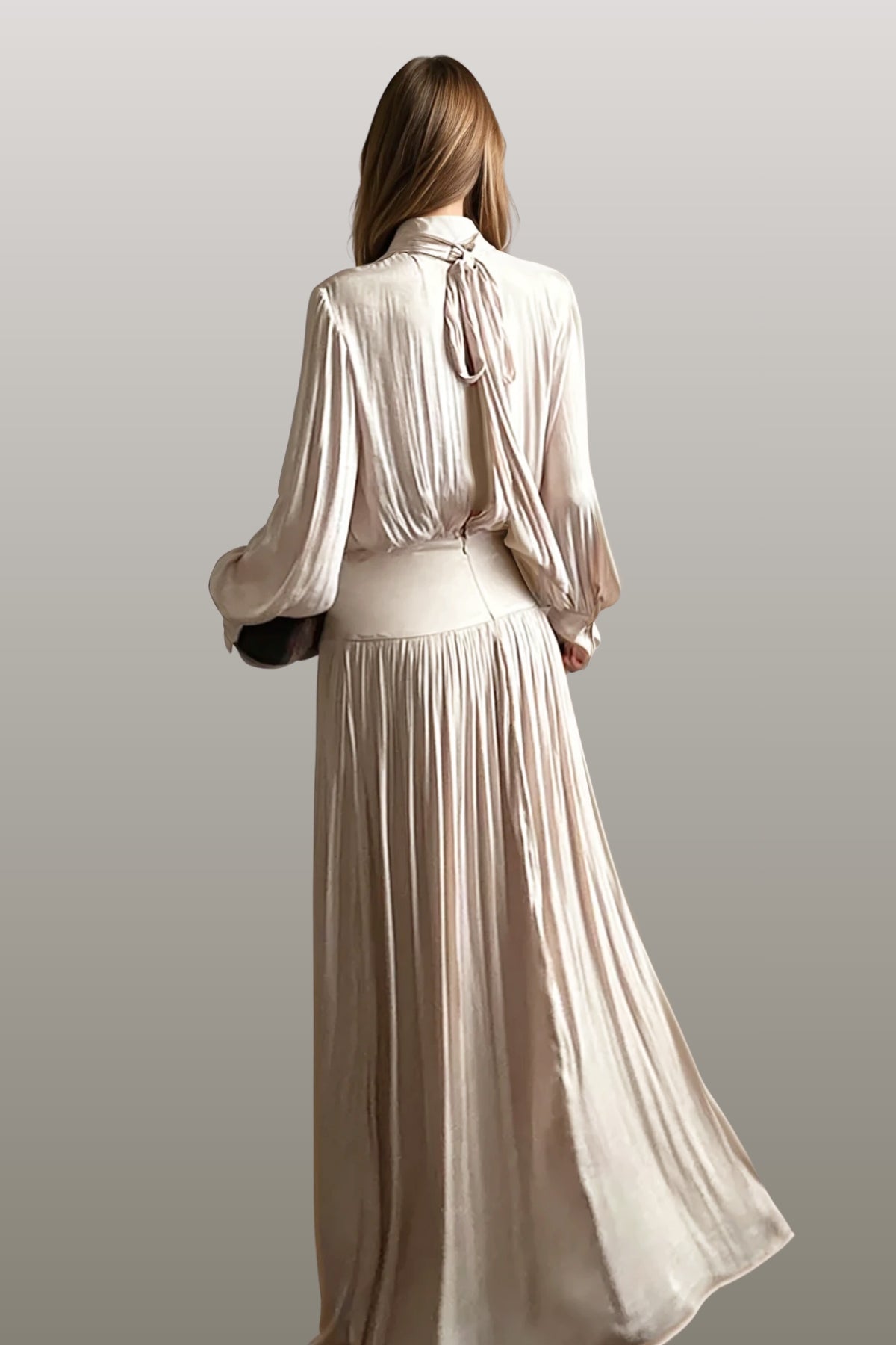 Well Tailored Dress with a Graceful Silhouette