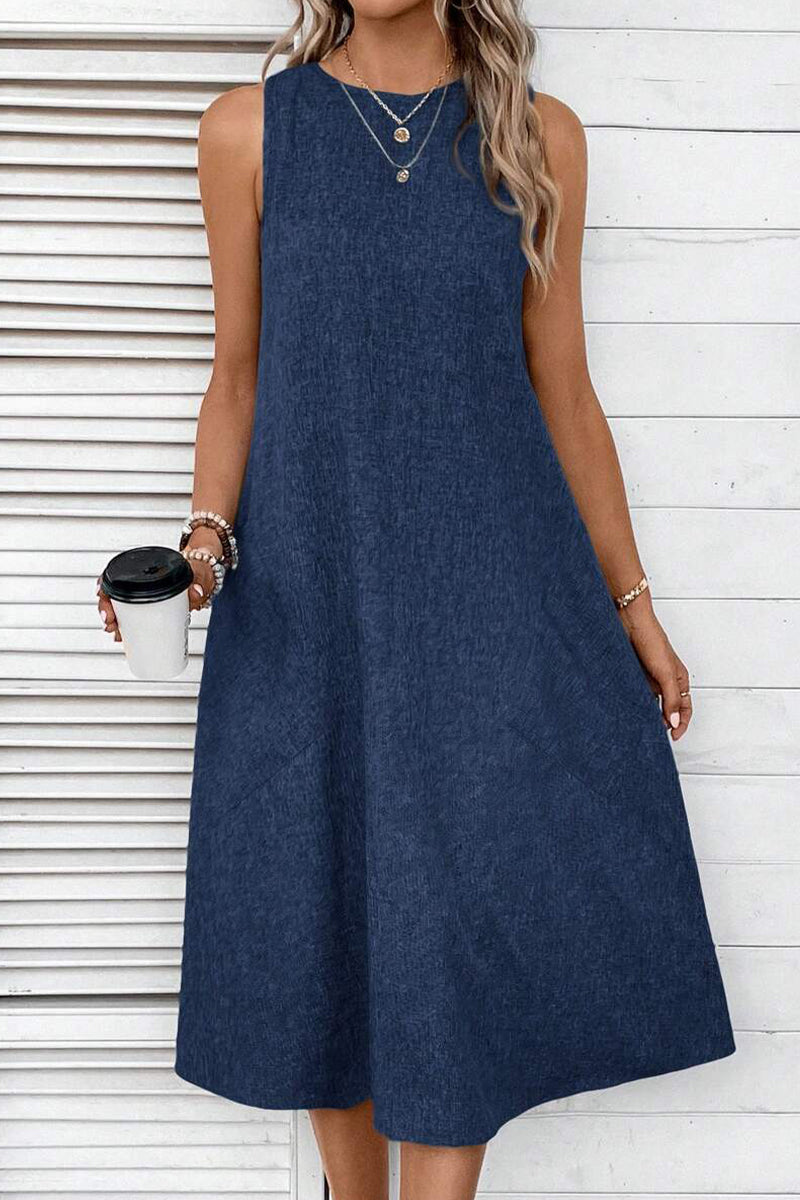 Well Tailored Dress with a Graceful Silhouette