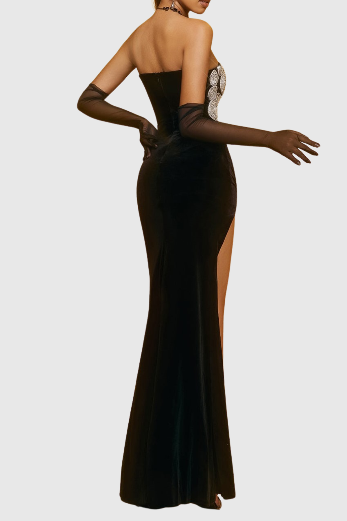 Gracefully Styled Dress for Any Occasion
