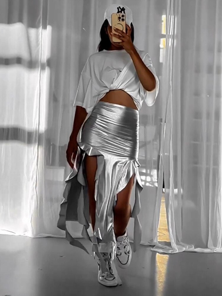 Beautifully Finished Garment in a Timeless Design