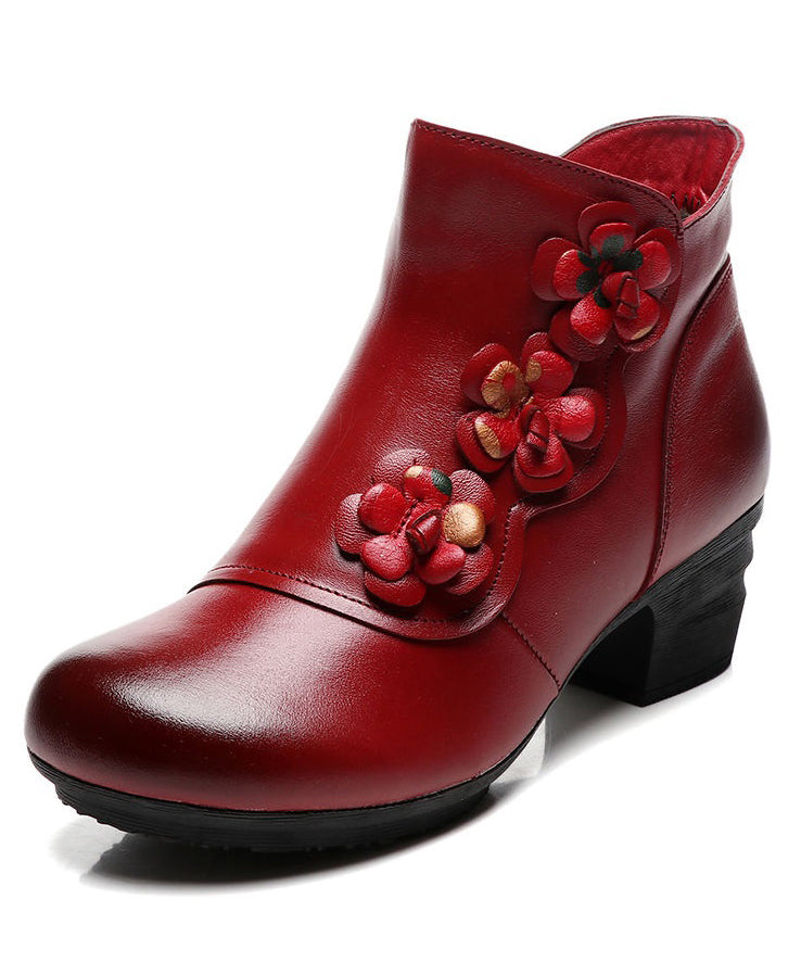 Well Tailored Boots with a Graceful Silhouette