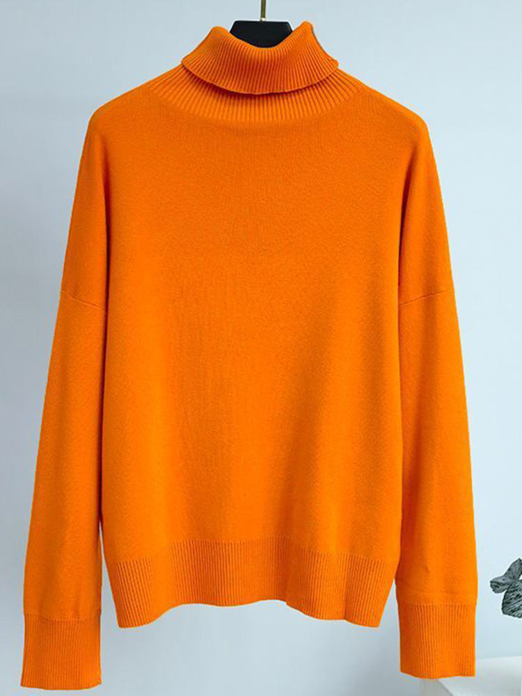 Classic Vintage Sweater with a Flattering Fit