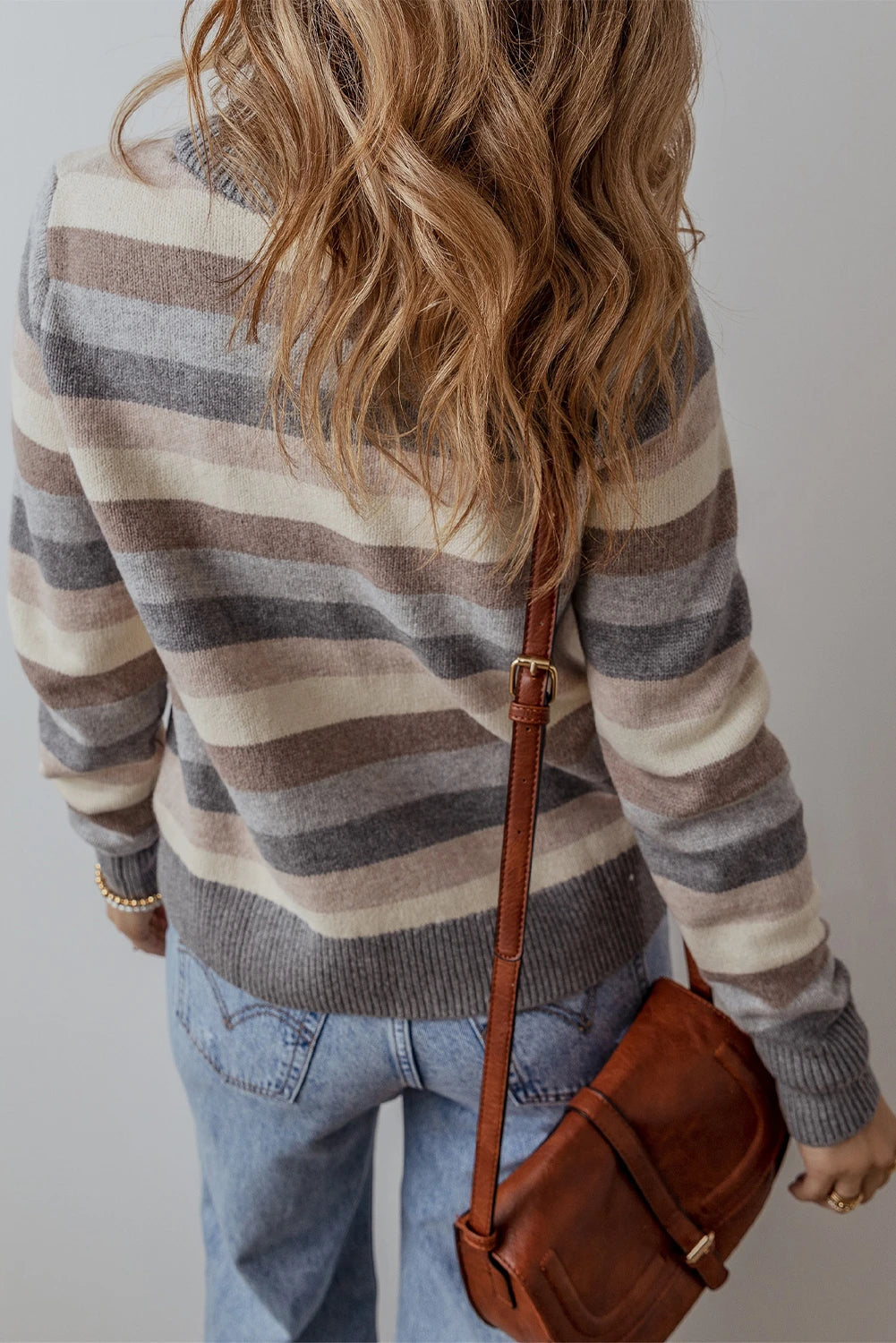 Classic Vintage Sweater with a Flattering Fit