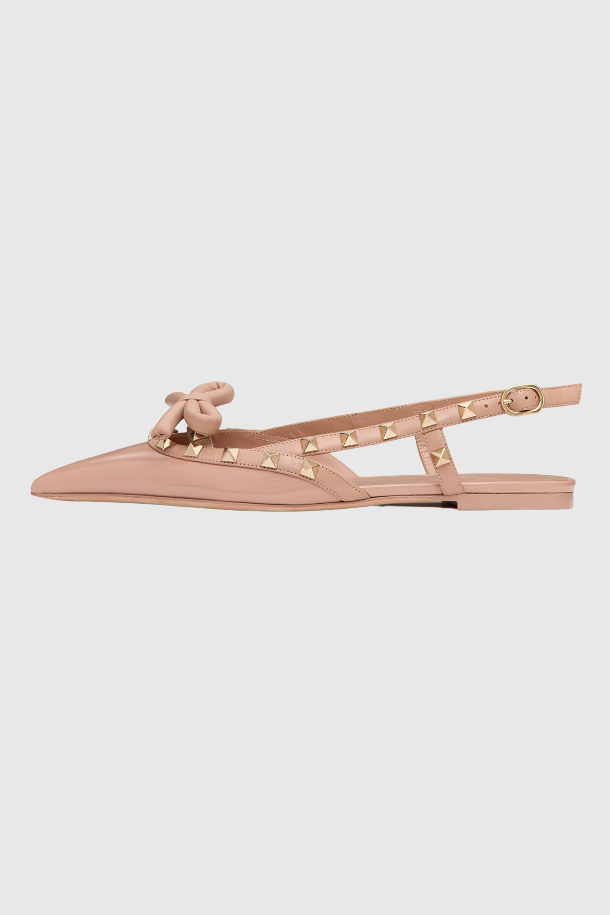 Effortlessly Elegant Garment with a Timeless Design
