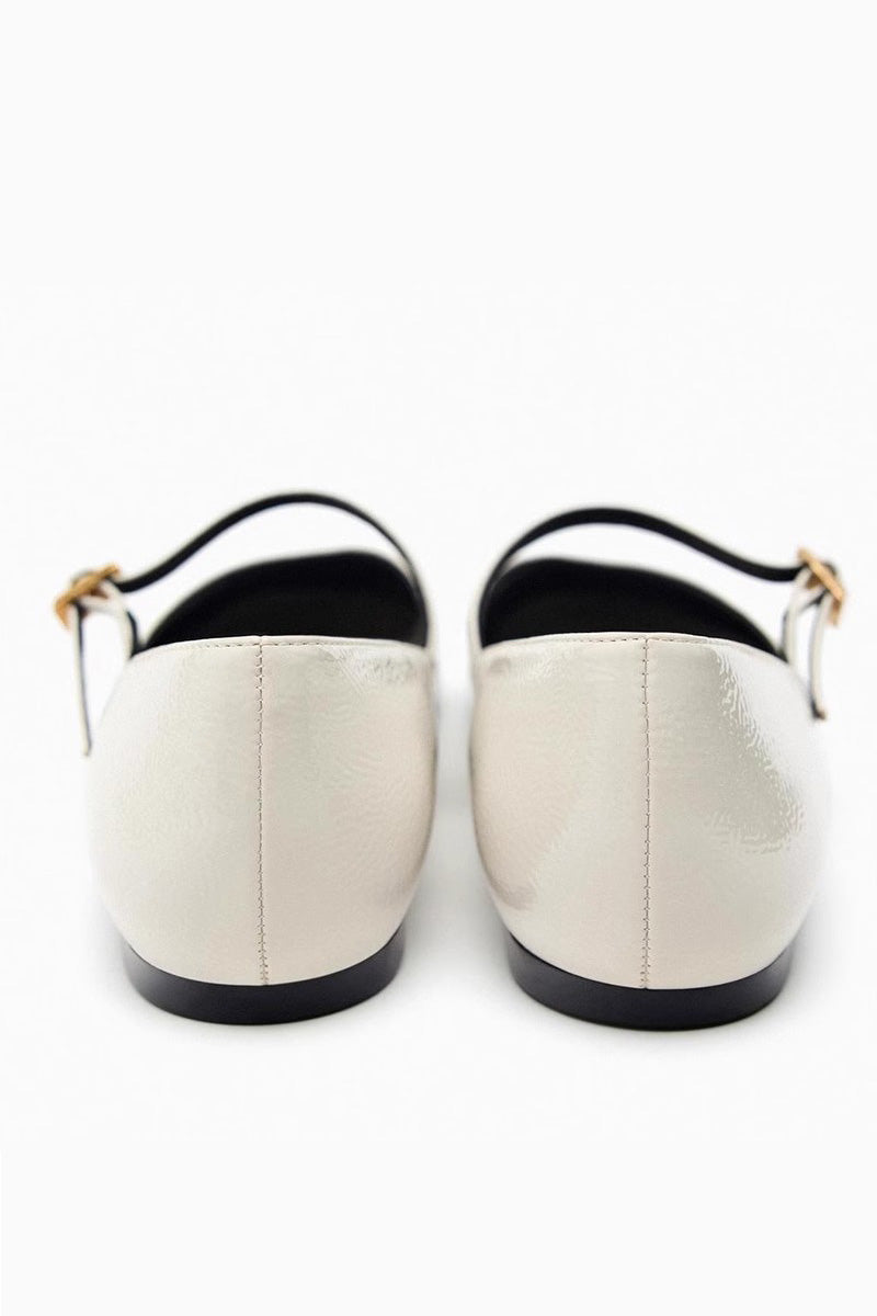 Polished Garment with an Effortless Classic Look