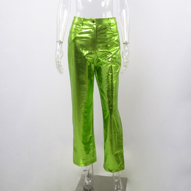 Effortlessly Elegant Pants with a Timeless Design