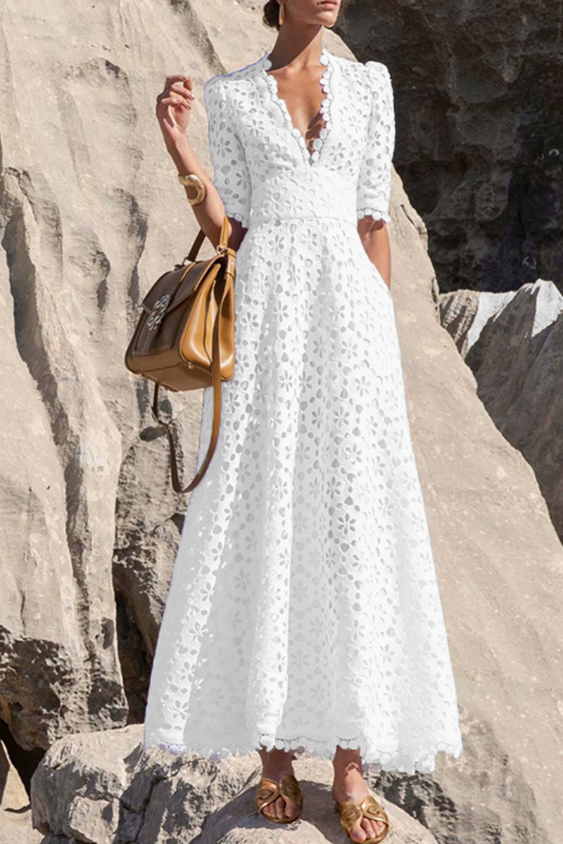 Beautifully Finished Dress in a Timeless Design