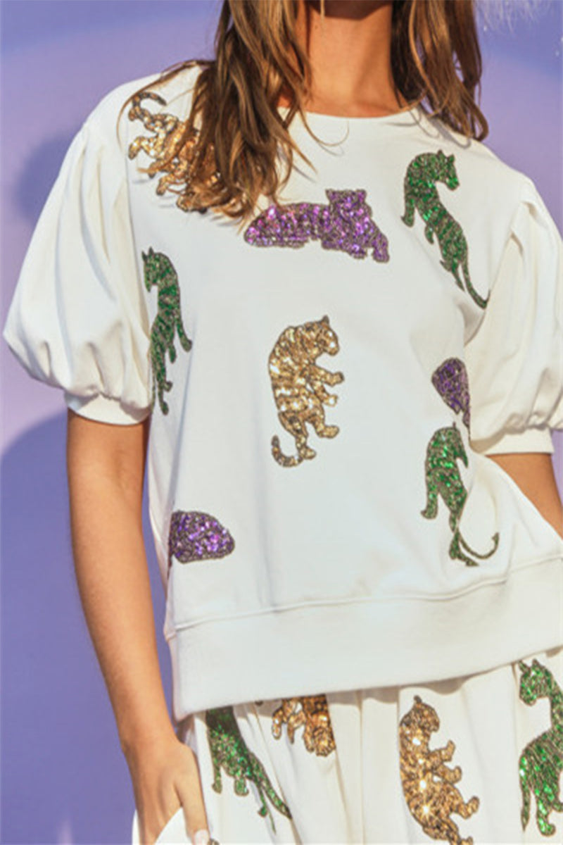 Well Tailored Garment with a Graceful Silhouette