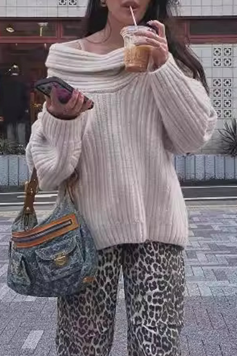 Beautifully Finished Sweater in a Timeless Design