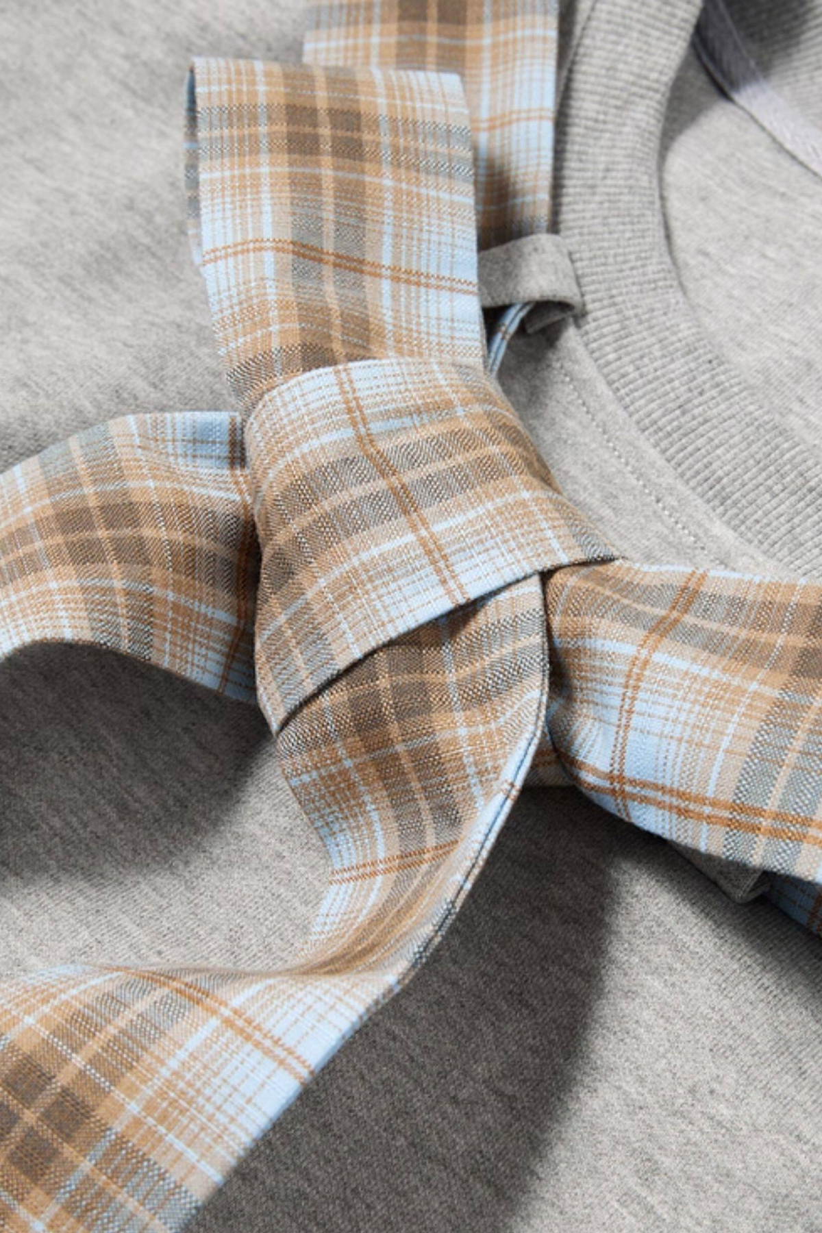 Polished Top with an Effortless Classic Look