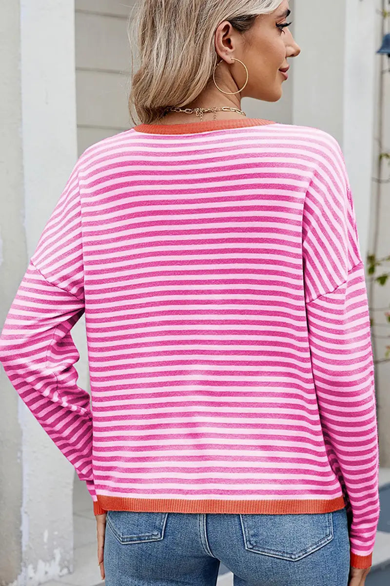 Classic Vintage Sweater with a Flattering Fit