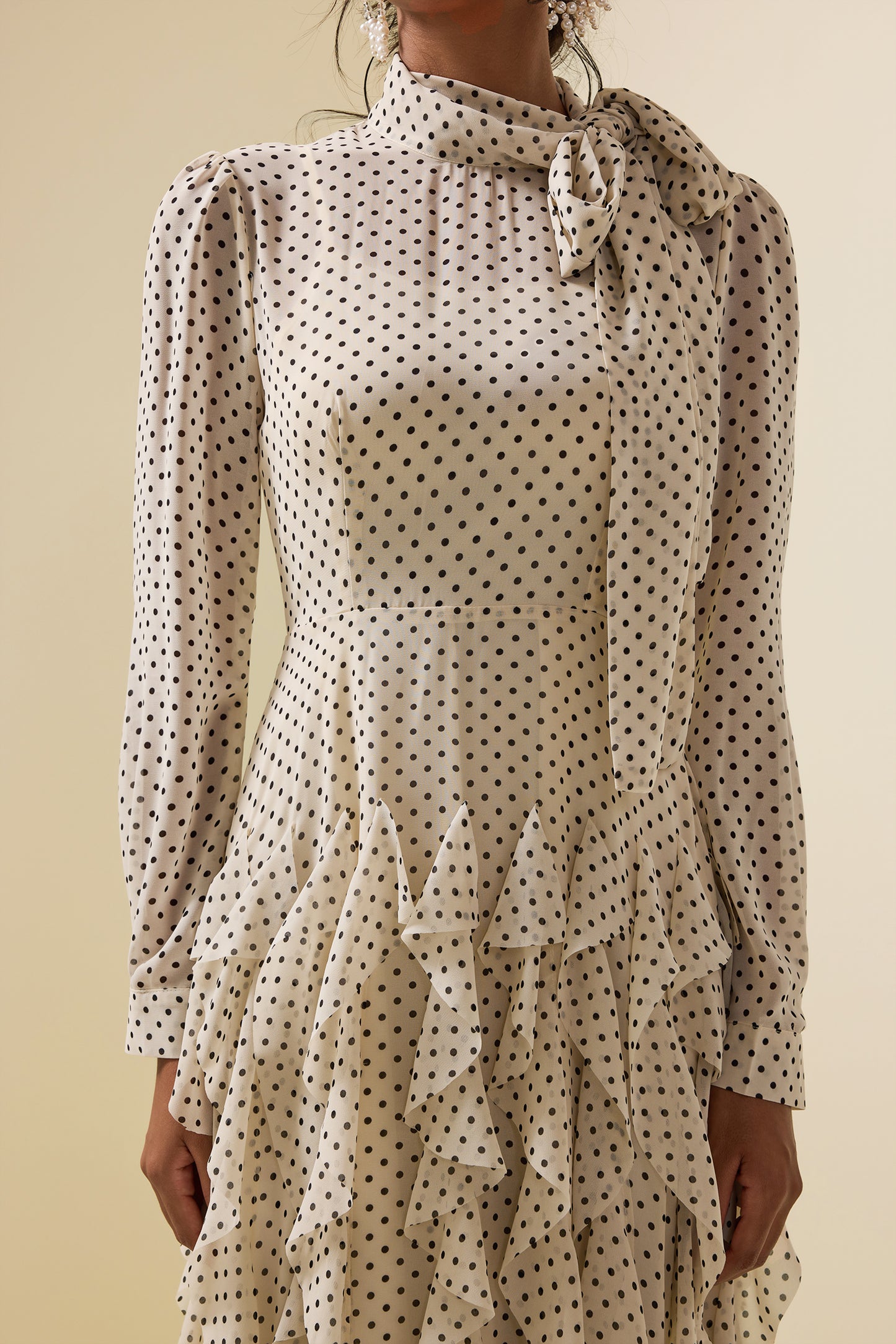 Gracefully Styled Dress for Any Occasion