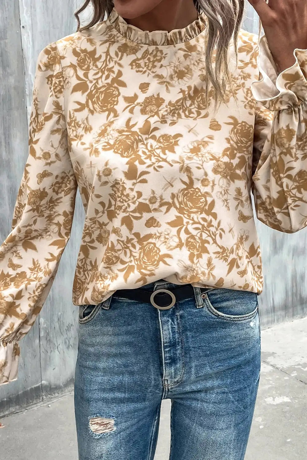 Polished Blouse with an Effortless Classic Look