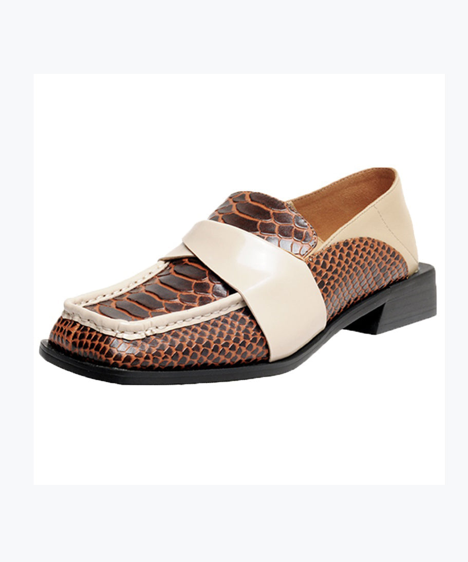 Effortlessly Elegant Shoes with a Timeless Design