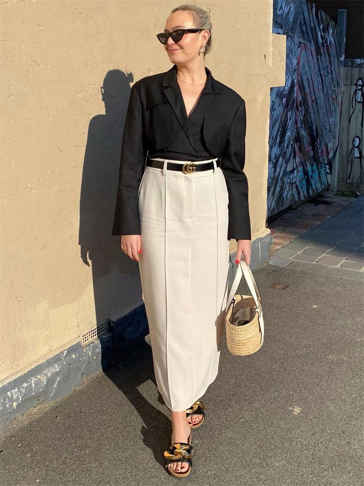 Classic Vintage Garment with a Flattering Fit