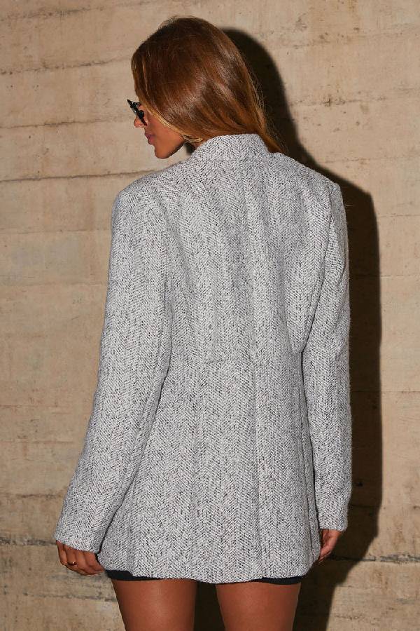 Gracefully Styled Coat for Any Occasion