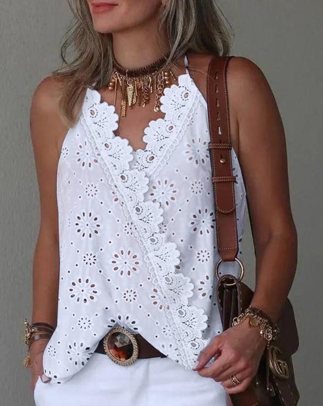 A Vintage Style Top with Delicate Timeless Details