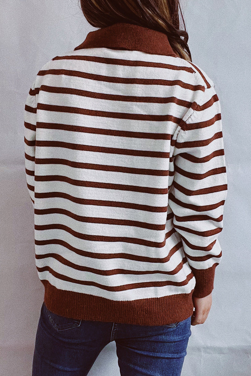 Effortlessly Elegant Sweater with a Timeless Design