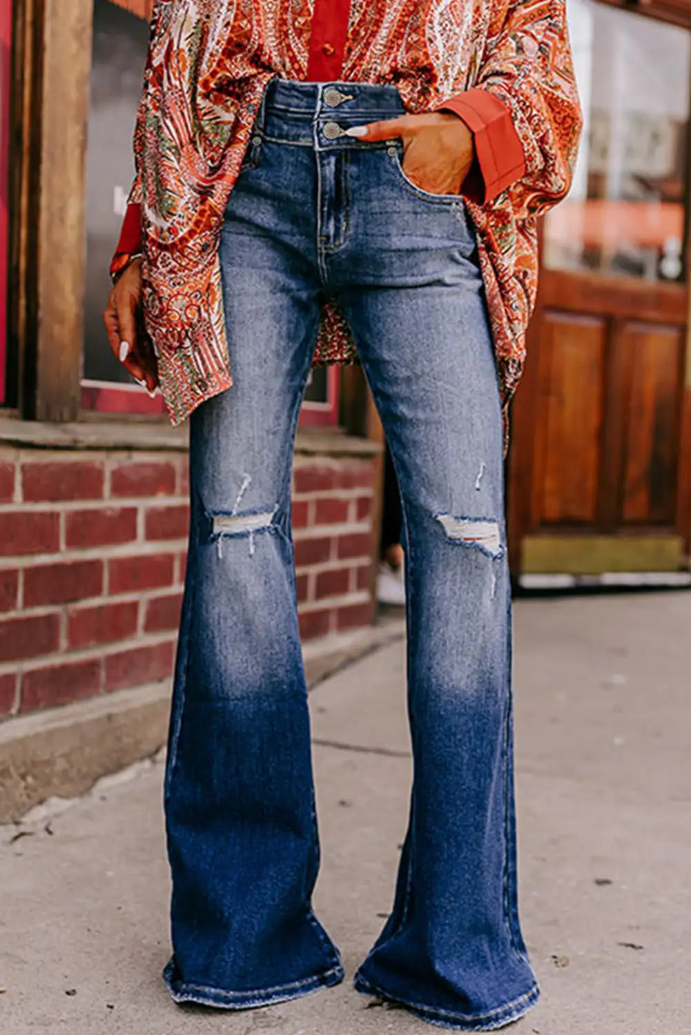 Gracefully Styled Garment for Any Occasion