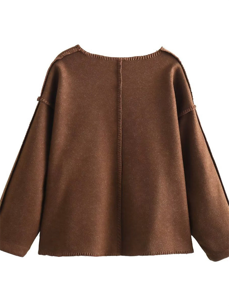Beautifully Finished Coat in a Timeless Design