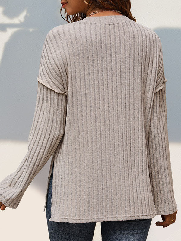 Well Tailored T-Shirt with a Graceful Silhouette