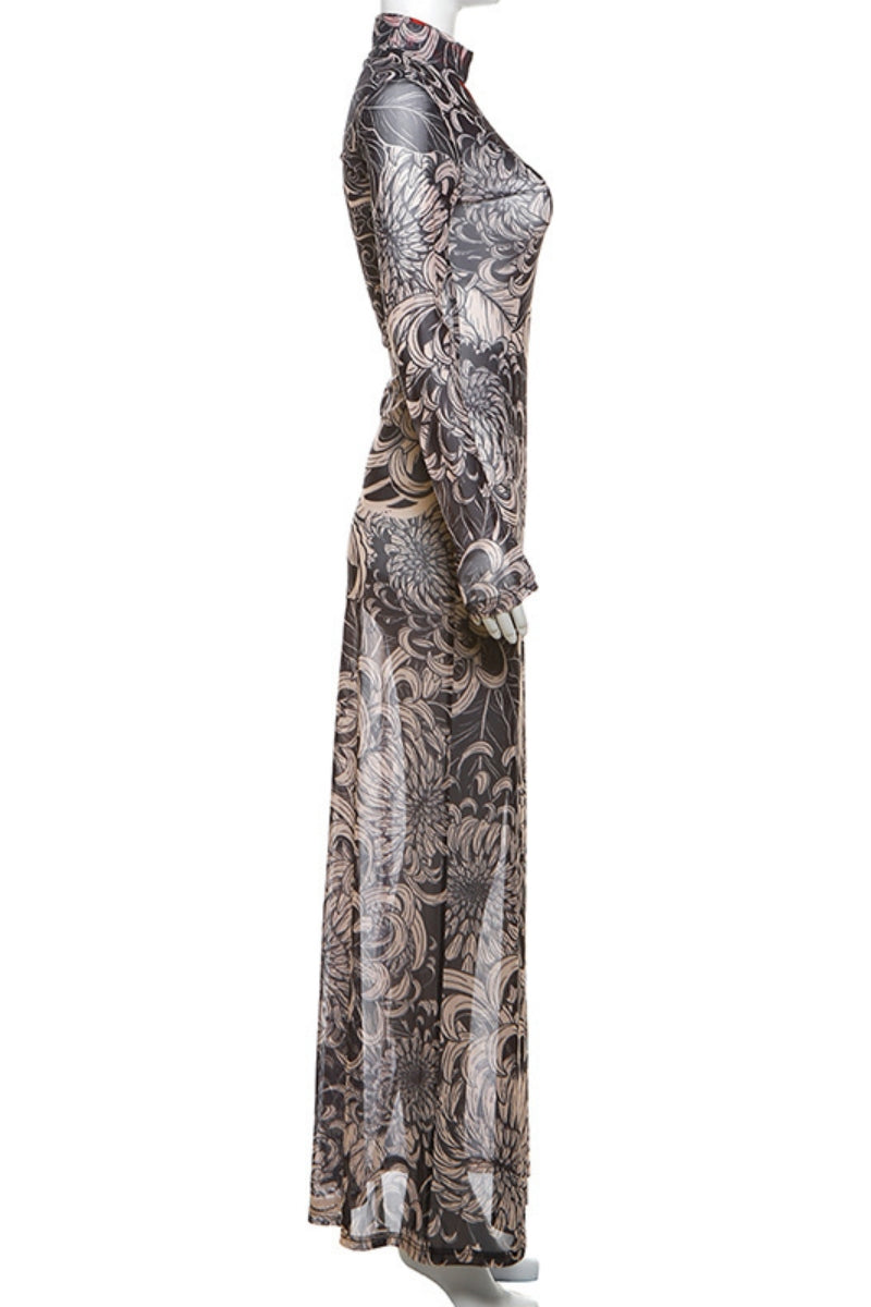 Well Tailored Dress with a Graceful Silhouette