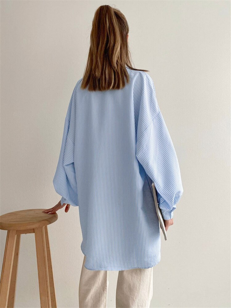 Classic Vintage & Enduringly Stylish Blouse