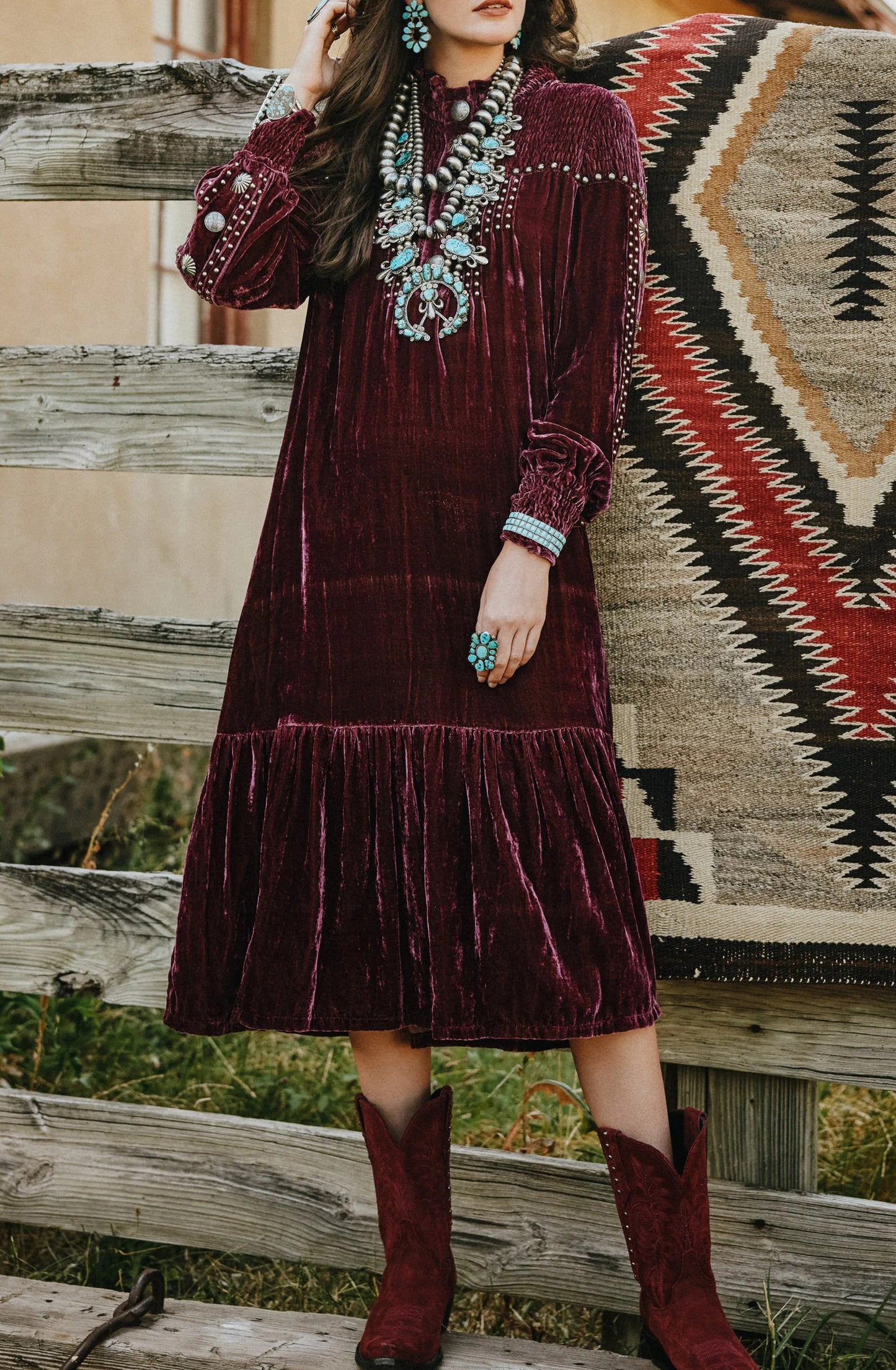 Classic Vintage Dress with a Flattering Fit
