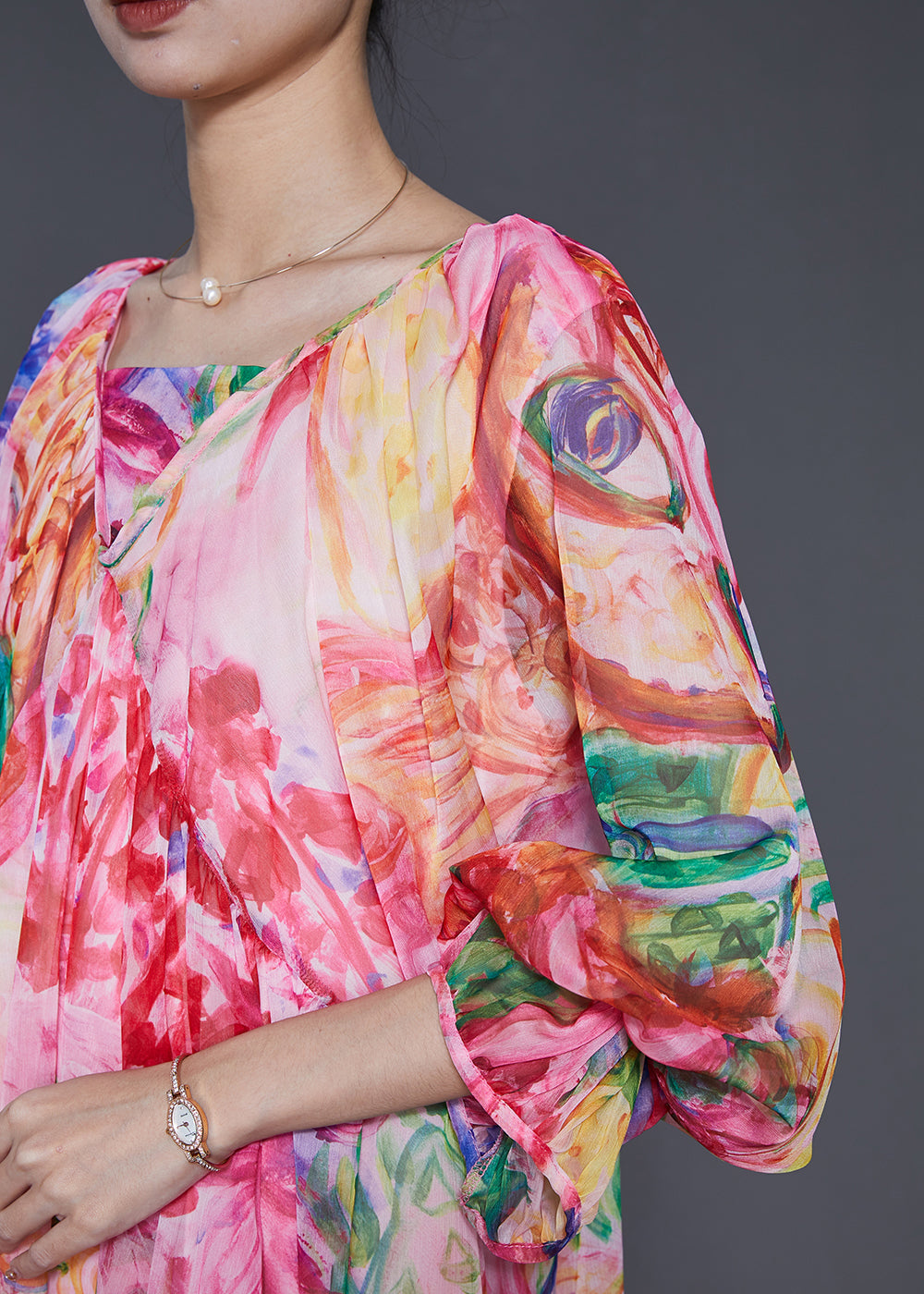 Gracefully Styled Dress for Any Occasion