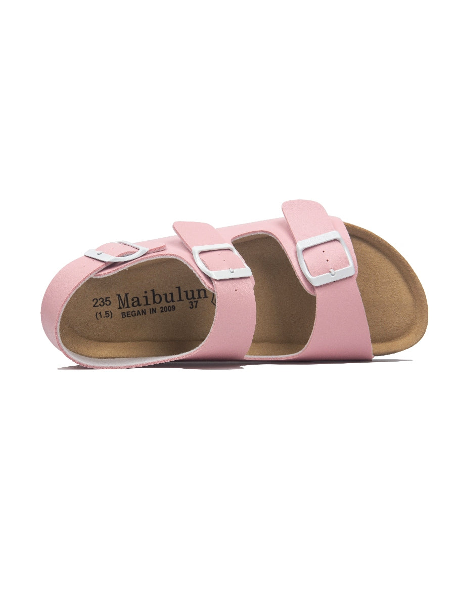 Classic Vintage Sandals with a Flattering Fit