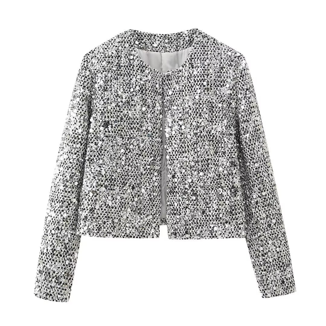 Well Tailored Garment with a Graceful Silhouette
