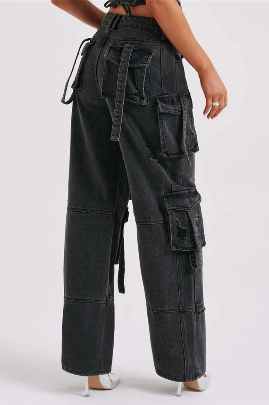 Well Tailored Garment with a Graceful Silhouette