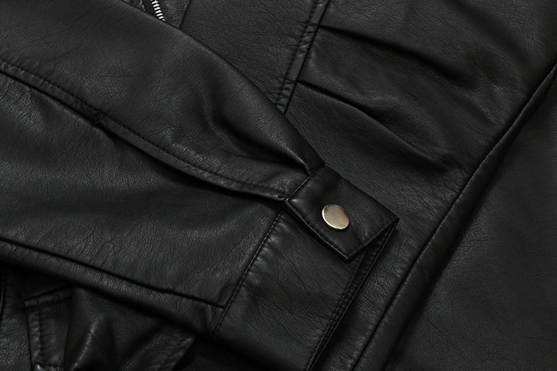 Effortlessly Elegant Jacket with a Timeless Design