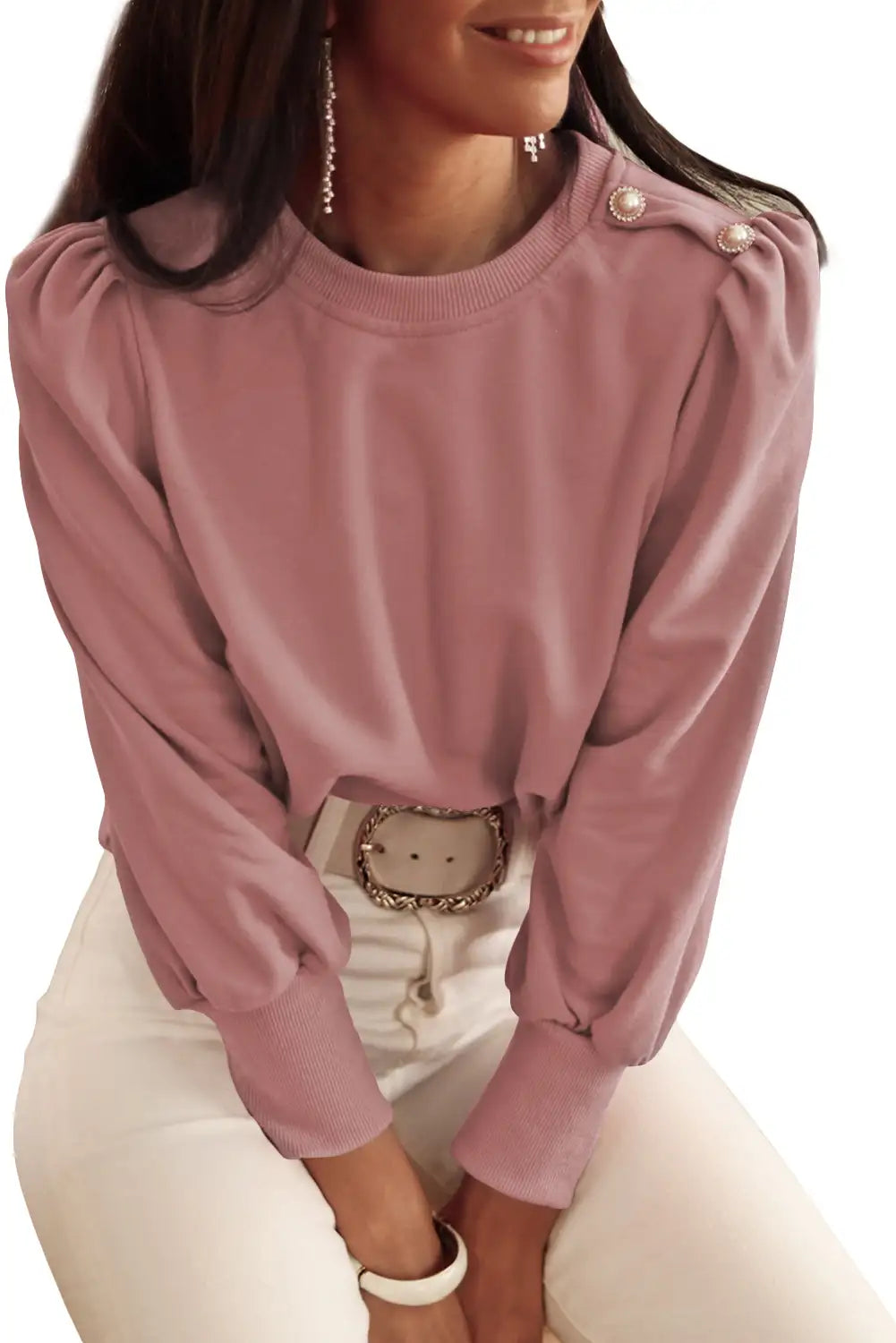 Well Tailored Top with a Graceful Silhouette