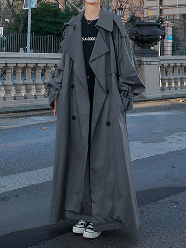 Well Tailored Coat with a Graceful Silhouette