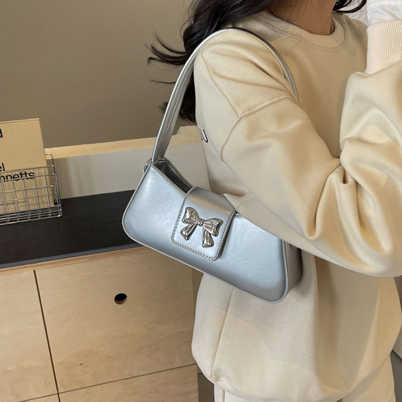 A Vintage Style Bag with Delicate Timeless Details