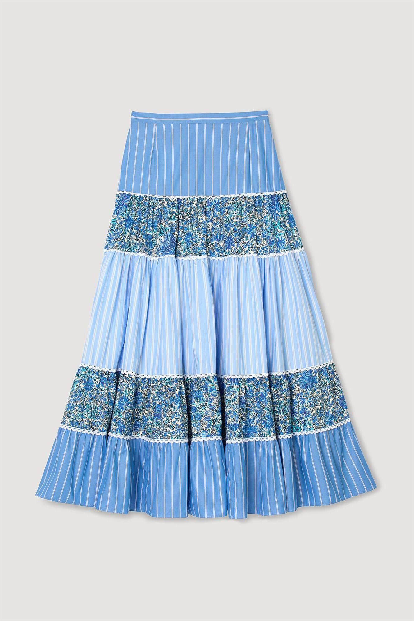 Gracefully Styled Garment for Any Occasion