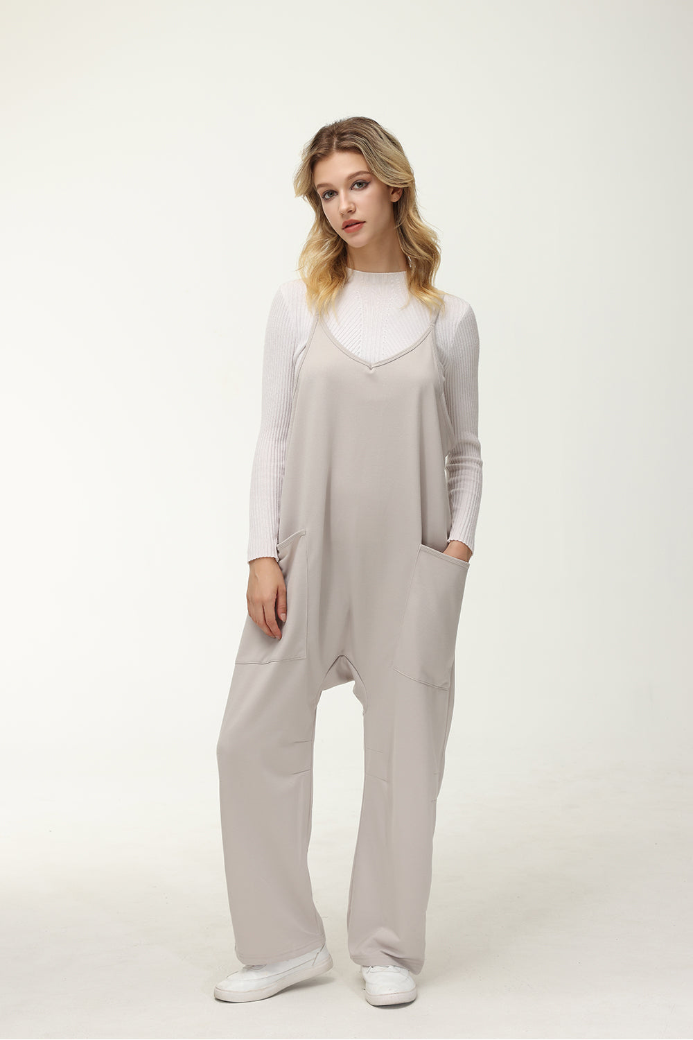 Effortlessly Elegant Garment with a Timeless Design