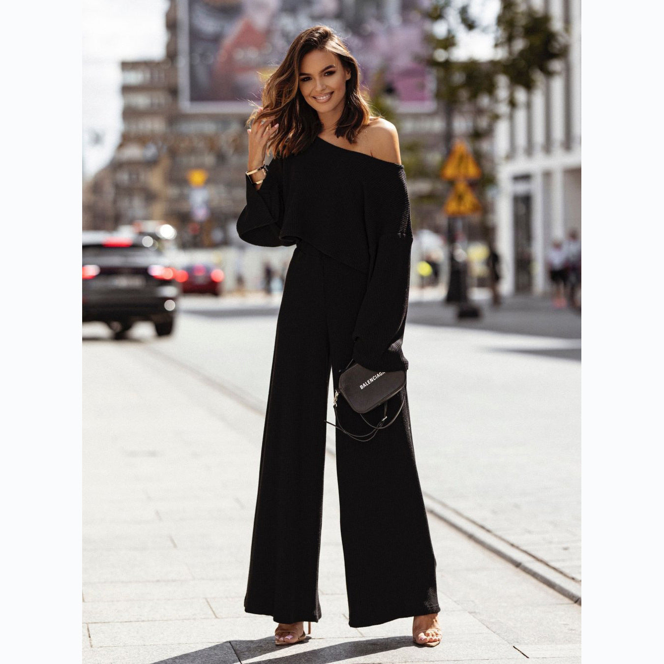 Sophisticated Pants with a Clean Classic Look
