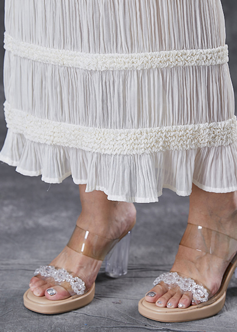 Effortlessly Elegant Garment with a Timeless Design