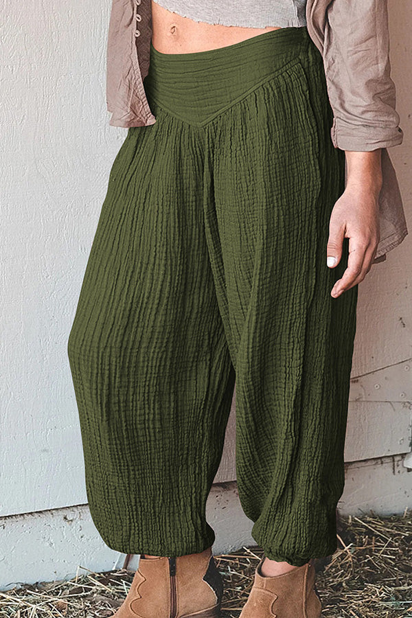 Polished Trousers with an Effortless Classic Look