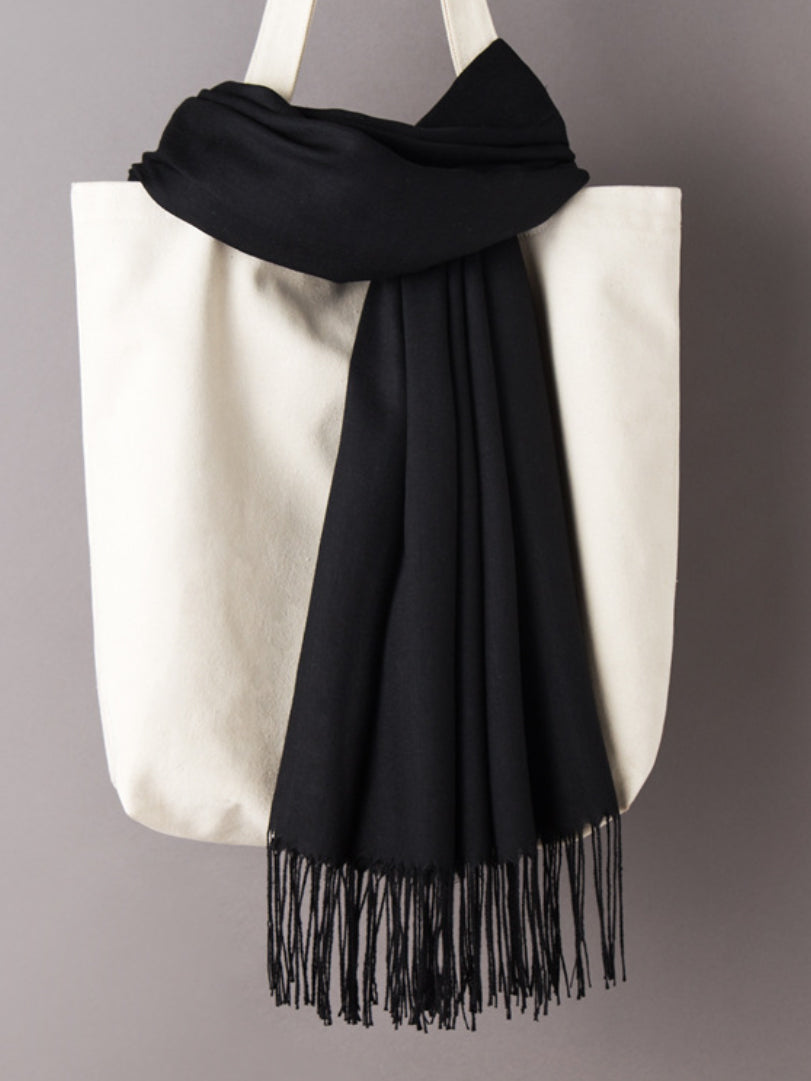 Effortlessly Elegant Garment with a Timeless Design