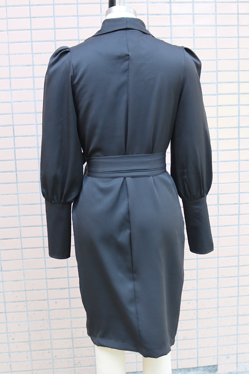 Polished Dress with an Effortless Classic Look