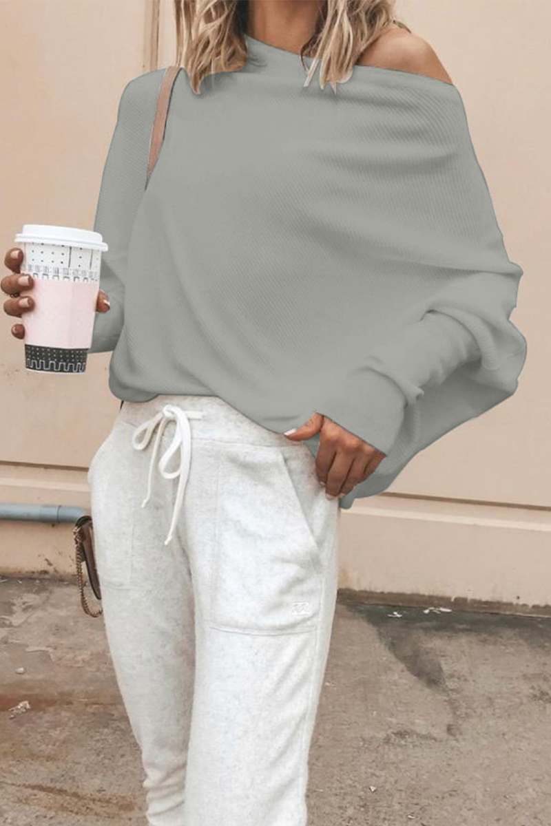 Classic Vintage Top with a Flattering Fit