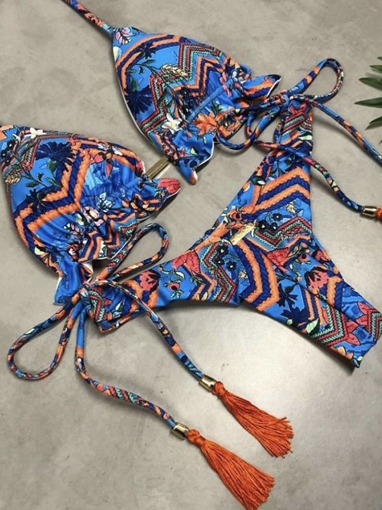 Classic Vintage Bikini with a Flattering Fit