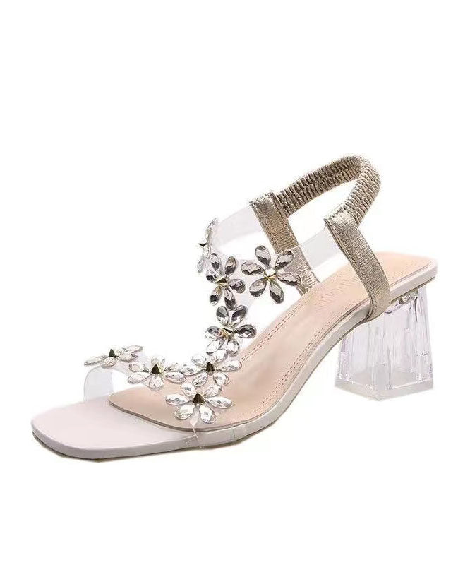 Well Tailored Sandals with a Graceful Silhouette