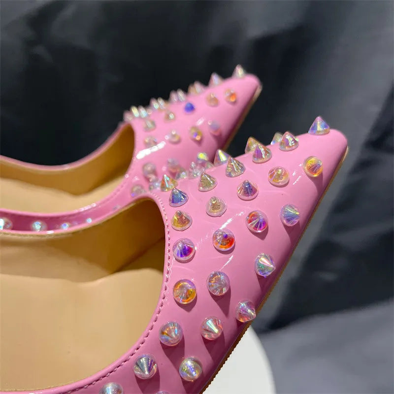 Classic Vintage Heels with a Flattering Fit