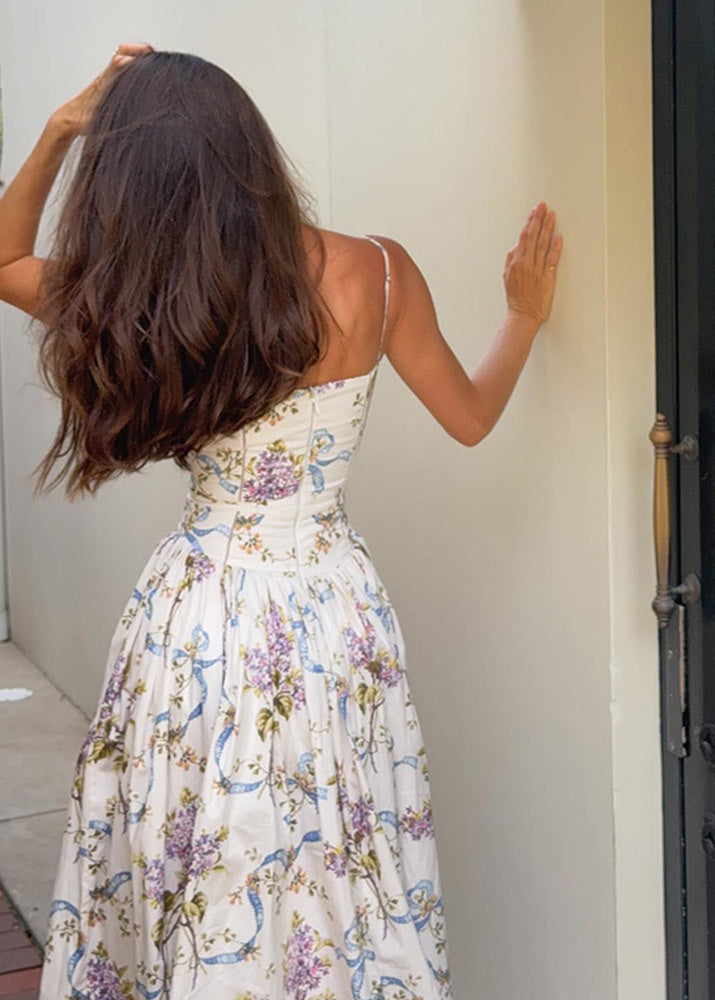 A Vintage Style Dress with Delicate Timeless Details