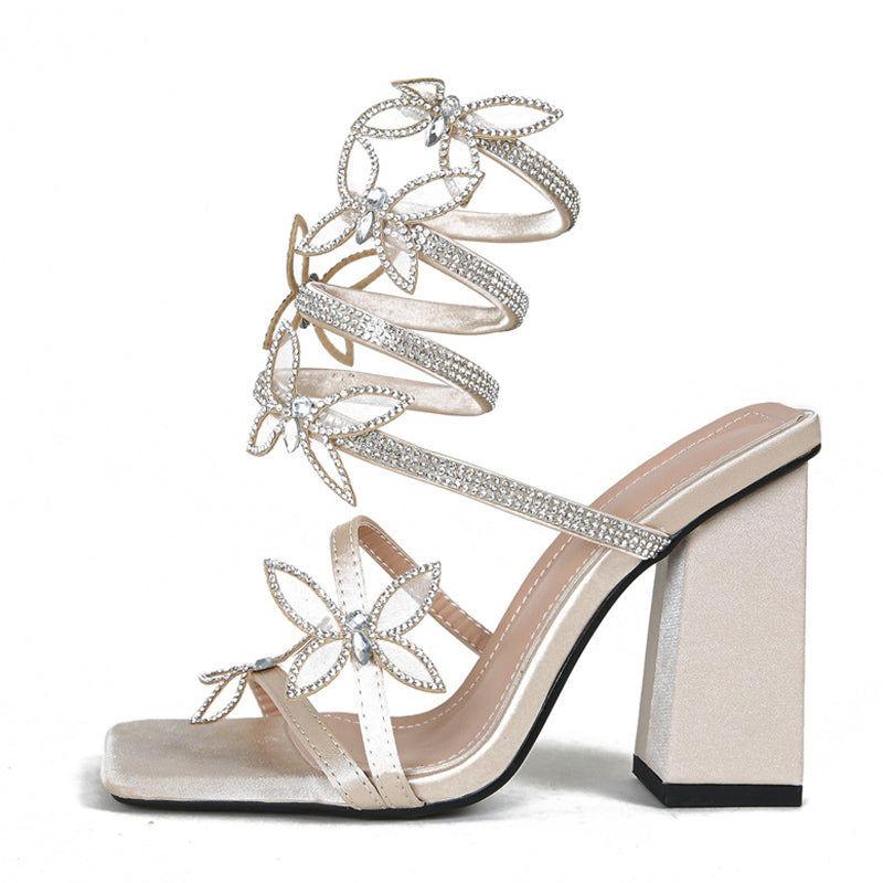 A Vintage Style Heels with Delicate Timeless Details