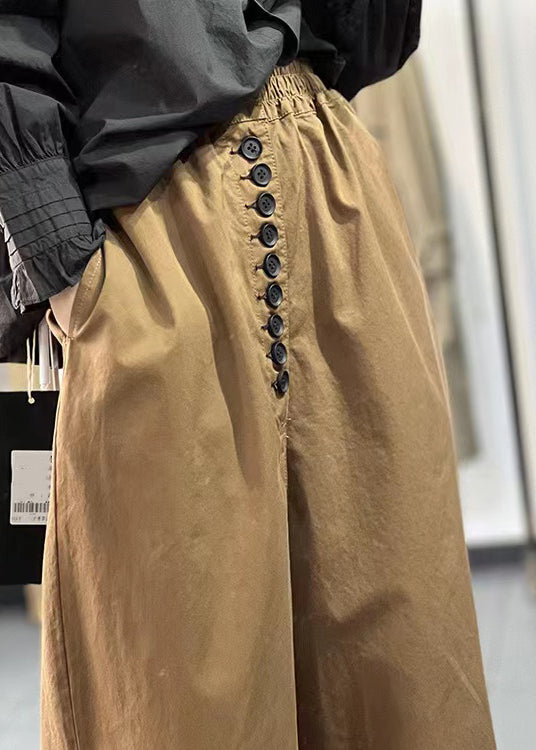 Effortlessly Elegant Pants with a Timeless Design